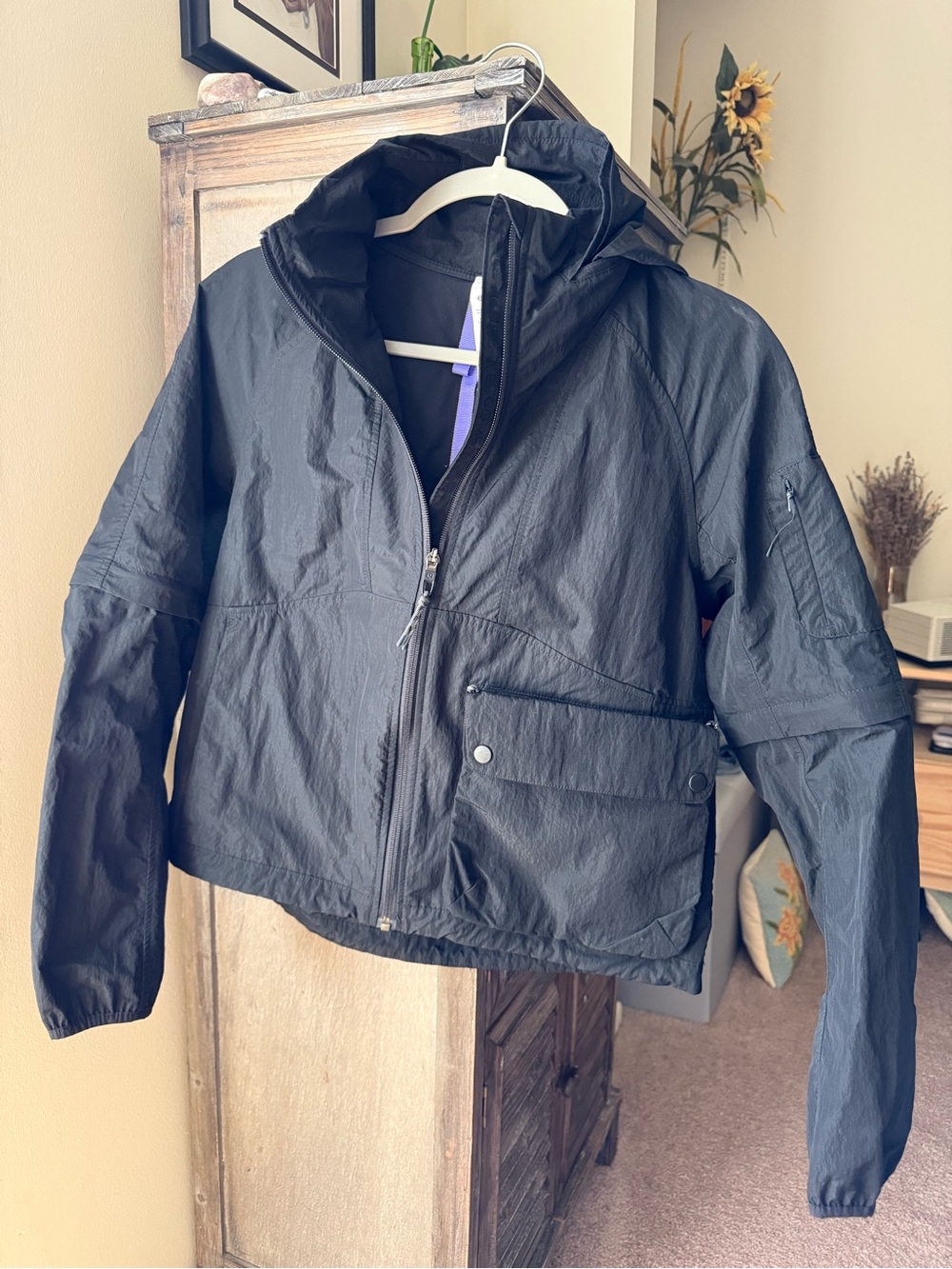 Lululemon Jacket - Picture 3 of 9